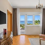Storge Boutique Omiš