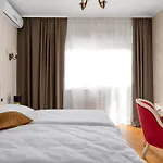 Storge Boutique 4*