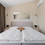 Hotel Storge Boutique 4*