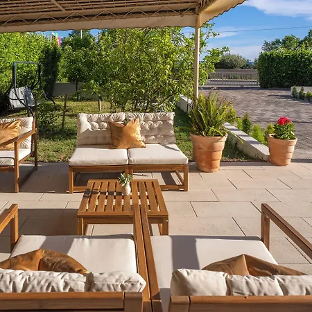 Storge Boutique 4*