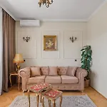 Storge Boutique