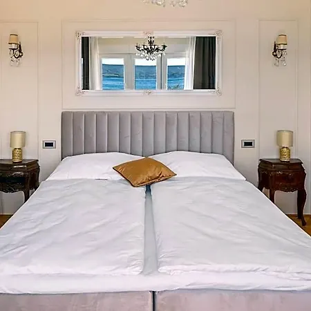 Storge Boutique 4* Omiš
