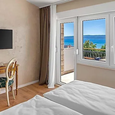 Storge Boutique 4*