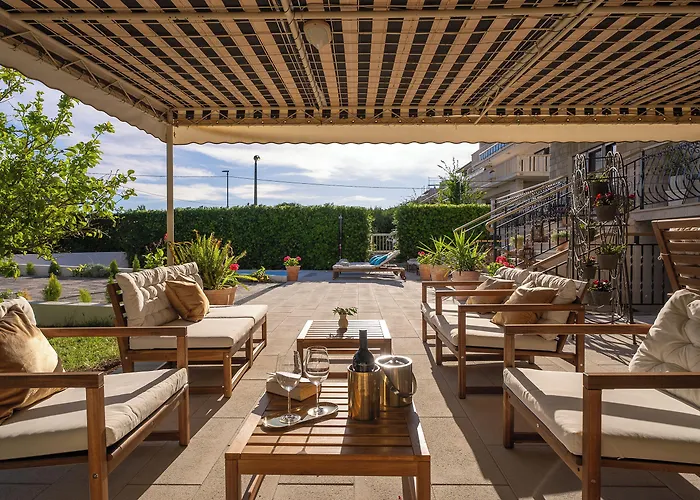 Storge Boutique 4* Omiš